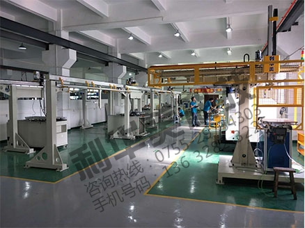 工業(yè)機(jī)器人怎樣提高工廠生產(chǎn)效率？